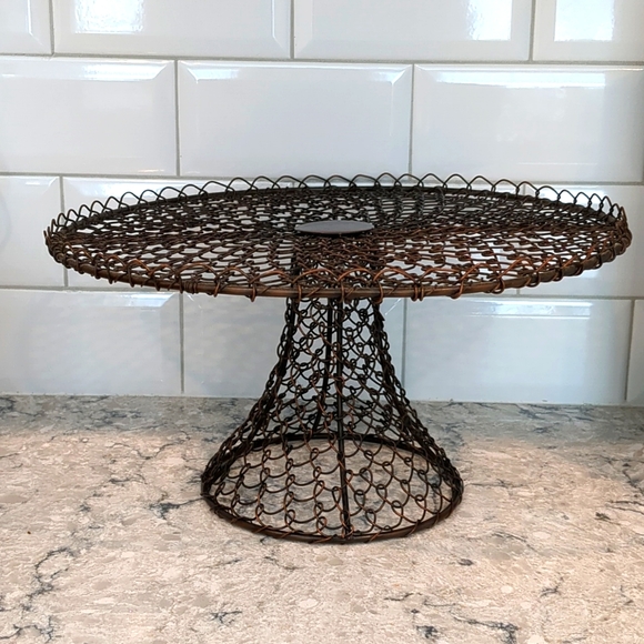 French Bistro Cake Stand - Picture 2 of 4